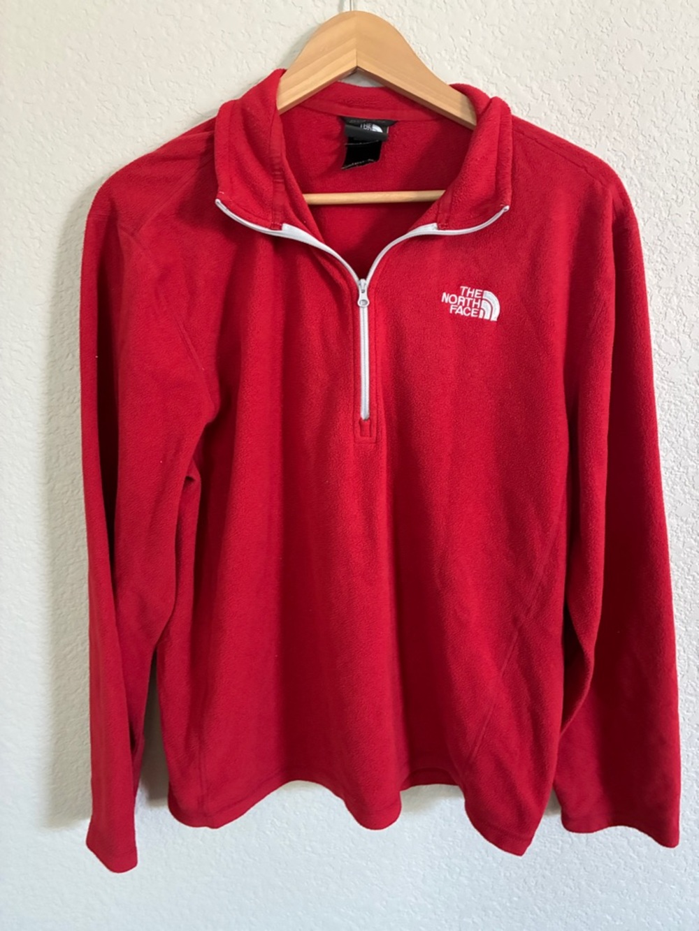 Men's North Face quarter zip fleece